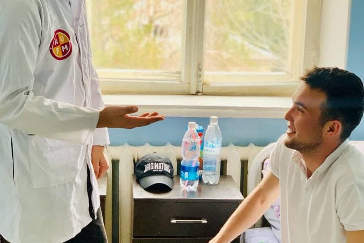 Students of the 2nd and 3rd year of the Higher School of Medicine of ADAM University undergo practical training at the Tokmok Territorial Hospital.