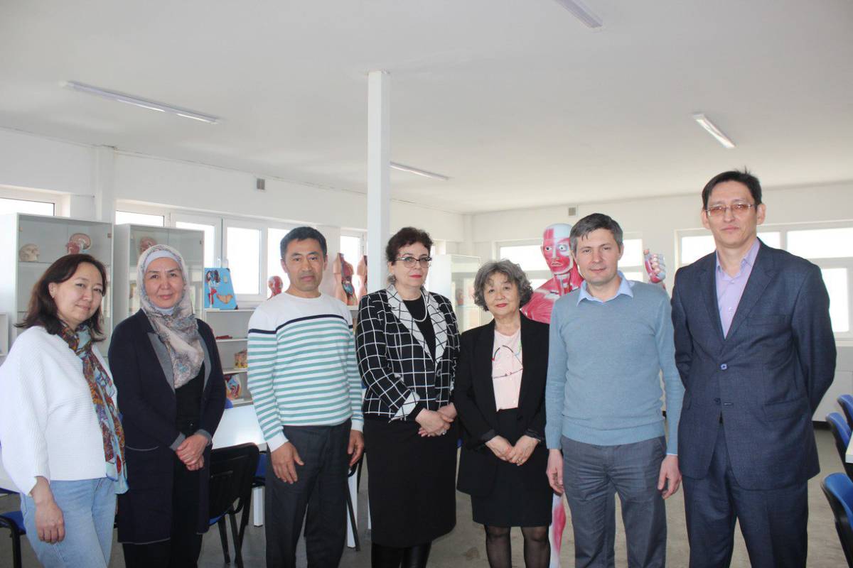 Round table on the topic "Training of Medicine Specialists: Problems and Prospects"