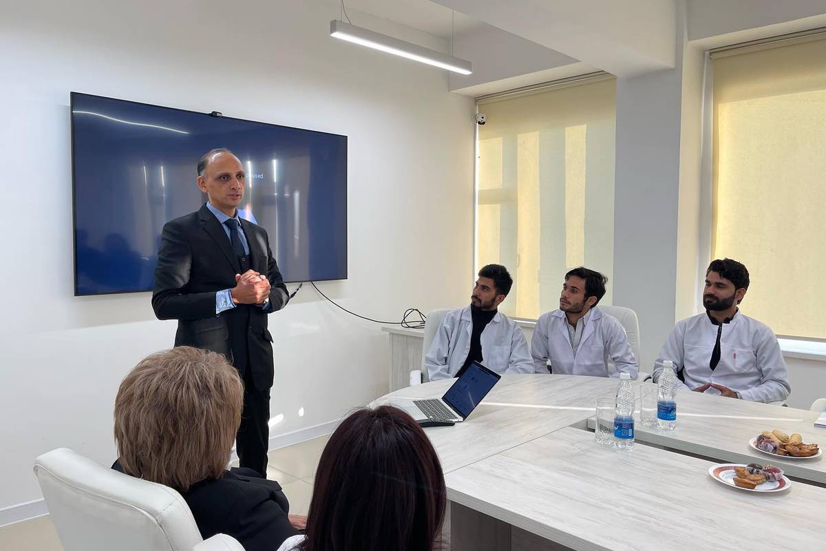 Today Adam University held a meeting with representatives of the Embassy of the Pakistan Embassy Kyrgyzstan. Vice-rector for Academic Affairs Mr. A.A. Zhamangulov, Dean of AUSM Ch.A. Mambetova, teaching staff of AUSM and international department took part