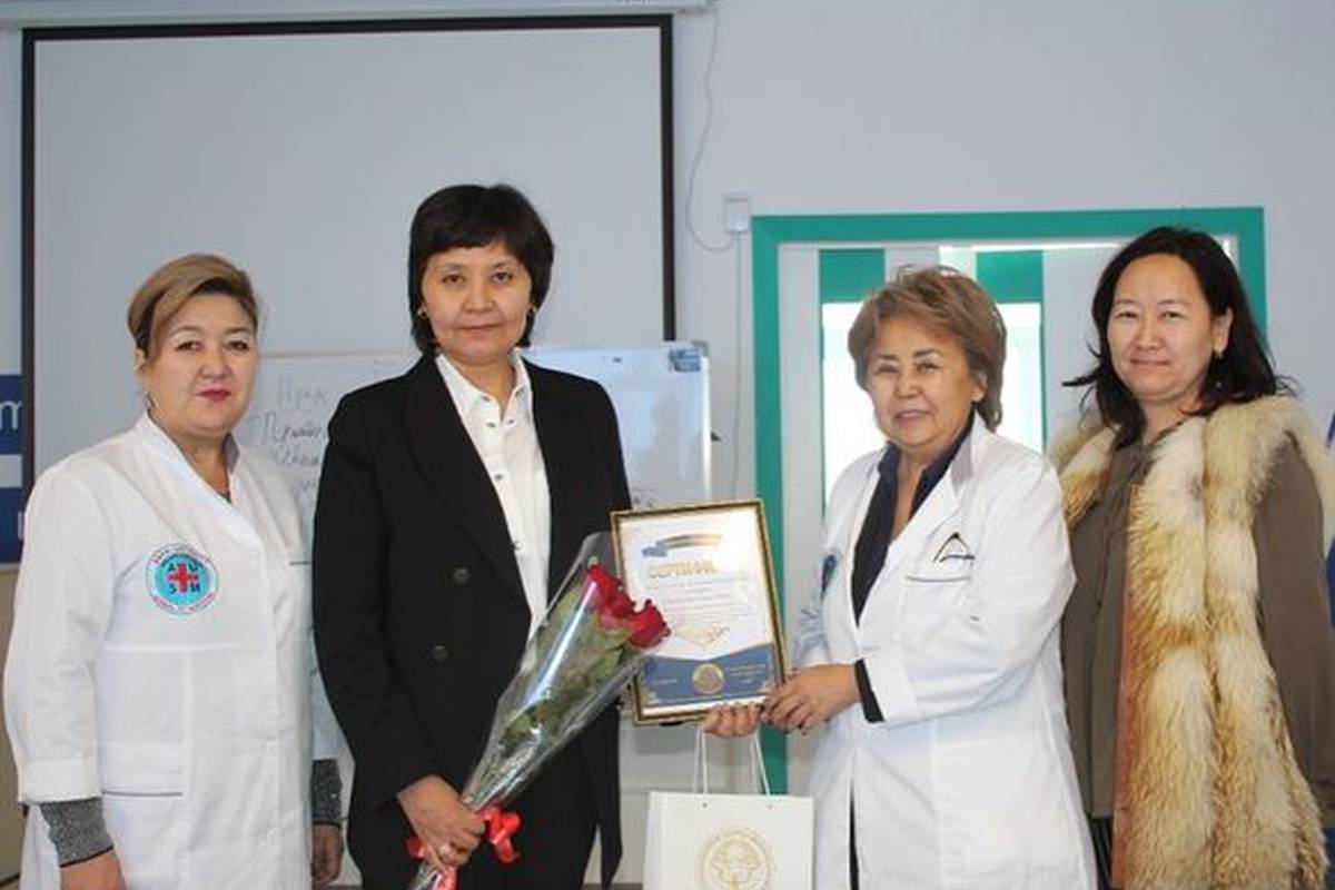 Today, an honorary professor of KRSU, head of the Department of Physics, Medical Biology and Computer Science, was invited for 2nd year students of the School of Medicine.