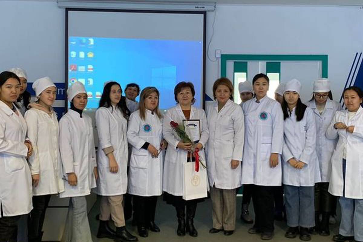 Today, a guest lecture was held for our 2nd year students of the AUSM