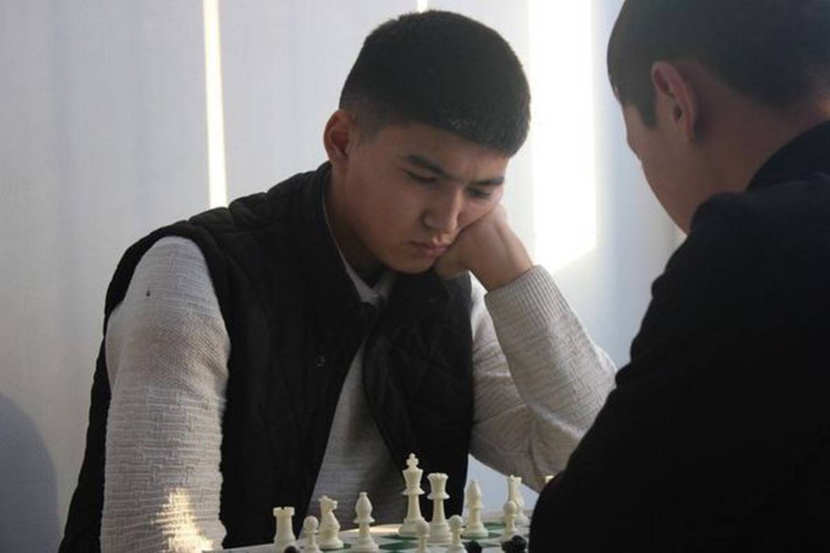 The University hosted a chess tournament among local and foreign students