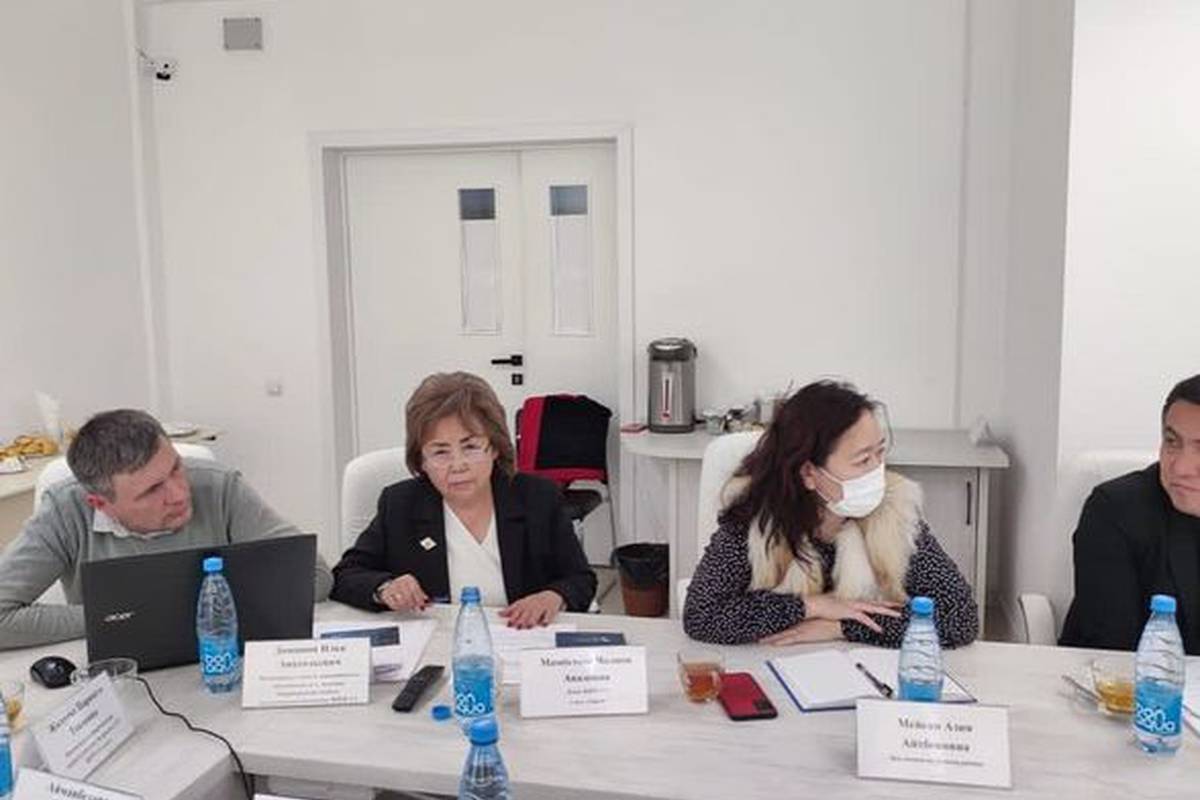 On December 22, 2022, a round table was held at the AUSM to discuss the basic educational program of  specialty "Medicine" (5 years of study), the mission of the AUSM, competence, learning outcomes and the graduate model.