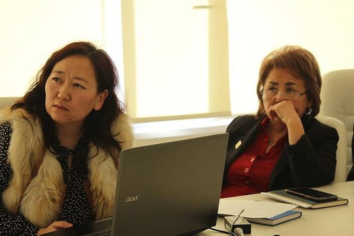 On 12.29.2022, a "Advisor meeting”was held with the parents of AUSM students during which issues that interested the parents were discussed.